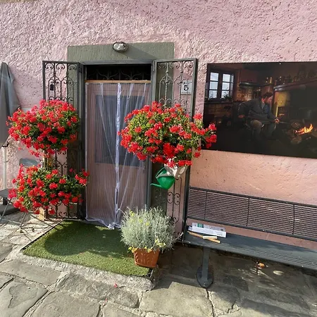 Trassilico Montagne Verdi In Garfagnana Toscana Lucca 加利安奴